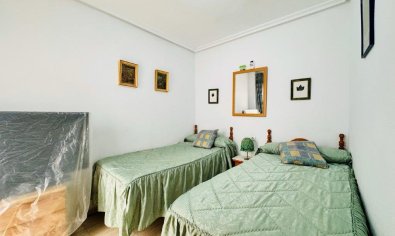 Bestaande bouw - Appartement -
Torrevieja - Pueblo/ PLAYA