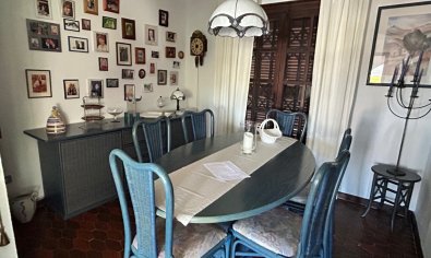 Resale - Villa -
Albir