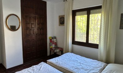 Resale - Villa -
Albir