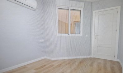 Bestaande bouw - Appartement -
Torrevieja - La Mata