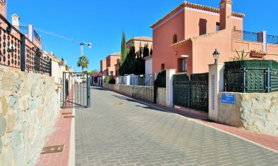 Resale - Villa -
San Miguel de Salinas