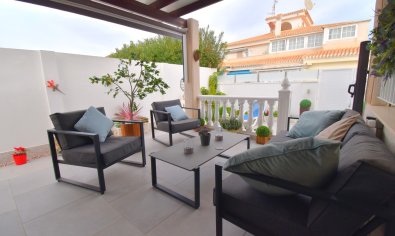 Bestaande bouw - Villa -
Orihuela Costa - Playa Flamenca