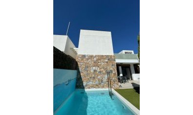 Reventa - Villa -
Orihuela Costa - Montezenia