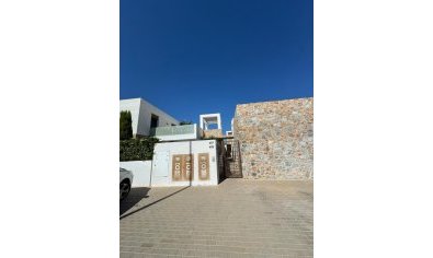 Reventa - Villa -
Orihuela Costa - Montezenia