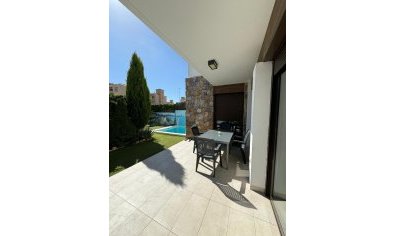 Reventa - Villa -
Orihuela Costa - Montezenia