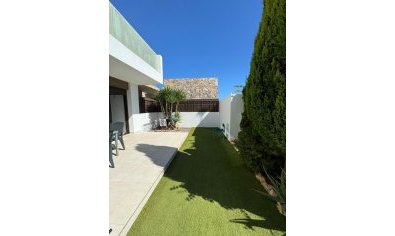 Reventa - Villa -
Orihuela Costa - Montezenia