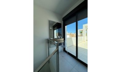 Reventa - Villa -
Orihuela Costa - Montezenia