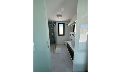 Reventa - Villa -
Orihuela Costa - Montezenia