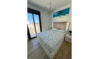 Reventa - Villa -
Orihuela Costa - Montezenia