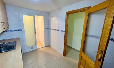 Reventa - Apartamento / piso -
Guardamar del Segura