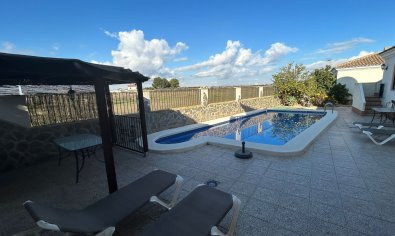 Reventa - Villa -
Los Alcazares - Santa Rosalia