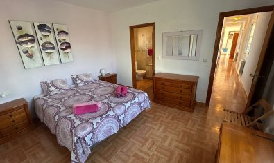 Reventa - Villa -
Los Alcazares - Santa Rosalia