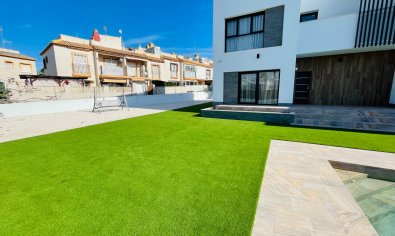 Bestaande bouw - Villa -
Torrevieja - Aguas Nuevas