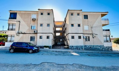 Reventa - Apartamento / piso -
Torrevieja - El Chaparral