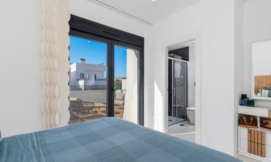 Reventa - Villa -
Orihuela - Vistabella