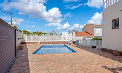 Bestaande bouw - Villa -
Torrevieja - Los Balcones