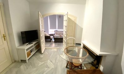 Reventa - Apartamento / piso -
Torrevieja - Playa Los Locos