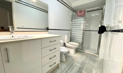 Reventa - Apartamento / piso -
Torrevieja - Playa Los Locos