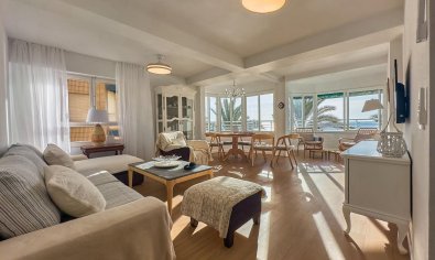 Ruim appartement in Torrevieja met 4 slaapkamers, 2 badkamers, instapklaar