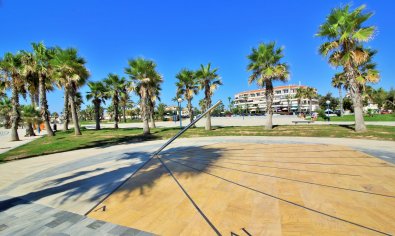 Reventa - Villa -
Orihuela Costa - Playa Flamenca