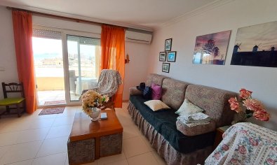 Reventa - Apartamento / piso -
Torrevieja - La Mata