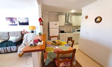 Reventa - Apartamento / piso -
Torrevieja - La Mata