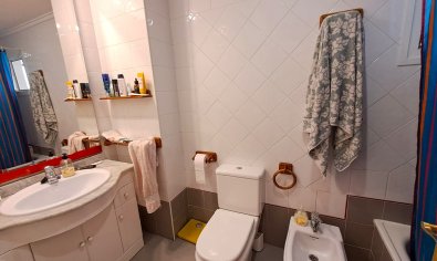 Reventa - Apartamento / piso -
Torrevieja - La Mata