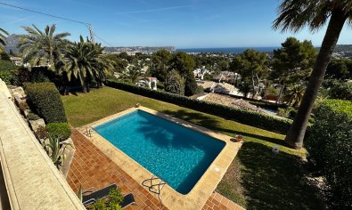 Bestaande bouw - Villa -
Jávea - Pinosol