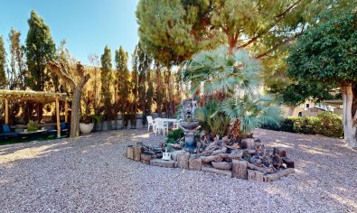 Resale - Villa -
San Juan de Alicante