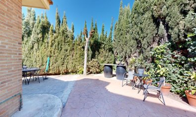 Resale - Villa -
San Juan de Alicante