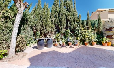 Resale - Villa -
San Juan de Alicante