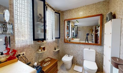 Resale - Villa -
San Juan de Alicante