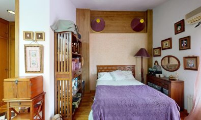 Resale - Villa -
San Juan de Alicante