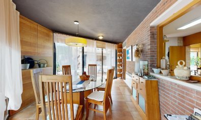 Resale - Villa -
San Juan de Alicante