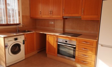 Reventa - Villa -
Los Montesinos - La Herrada