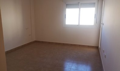 Reventa - Villa -
Los Montesinos - La Herrada