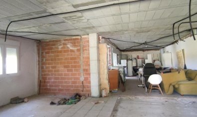 Bestaande bouw - Villa -
Alcoy