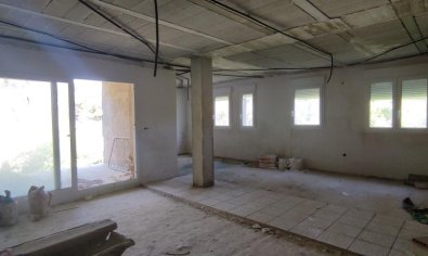 Bestaande bouw - Villa -
Alcoy