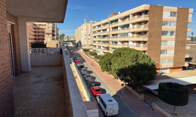 Bestaande bouw - Appartement -
Torrevieja - Punta Prima