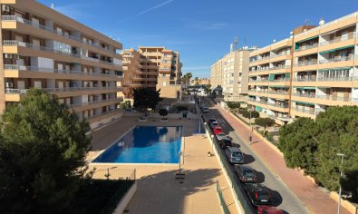 Bestaande bouw - Appartement -
Torrevieja - Punta Prima