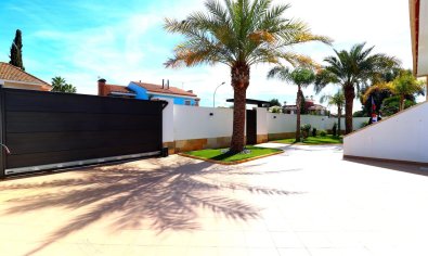 Reventa - Villa -
Orihuela Costa - Campoamor