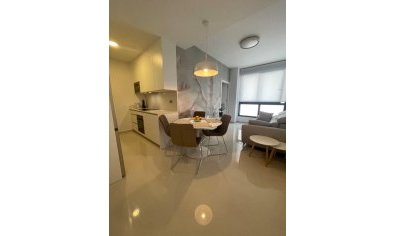 Bestaande bouw - Appartement -
Torrevieja - Center