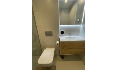 Bestaande bouw - Appartement -
Torrevieja - Center