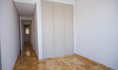 Bestaande bouw - Appartement -
Torrevieja - Playa del Cura