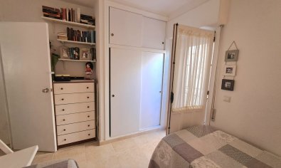 Reventa - Apartamento / piso -
Torrevieja - La Mata