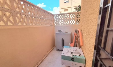 Reventa - Apartamento / piso -
Torrevieja - La Mata