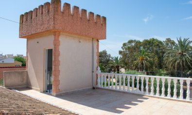 Bestaande bouw - Villa -
Orihuela Costa - Mil Palmeras