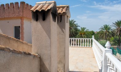 Bestaande bouw - Villa -
Orihuela Costa - Mil Palmeras