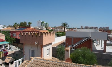 Bestaande bouw - Villa -
Orihuela Costa - Mil Palmeras