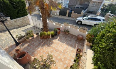Resale - Townhouse -
San Miguel de Salinas